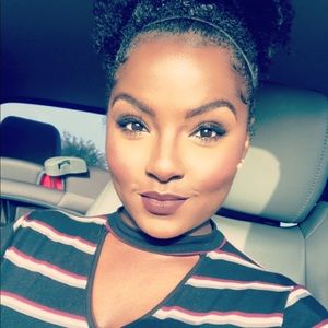 Meet your Posher, Kelly